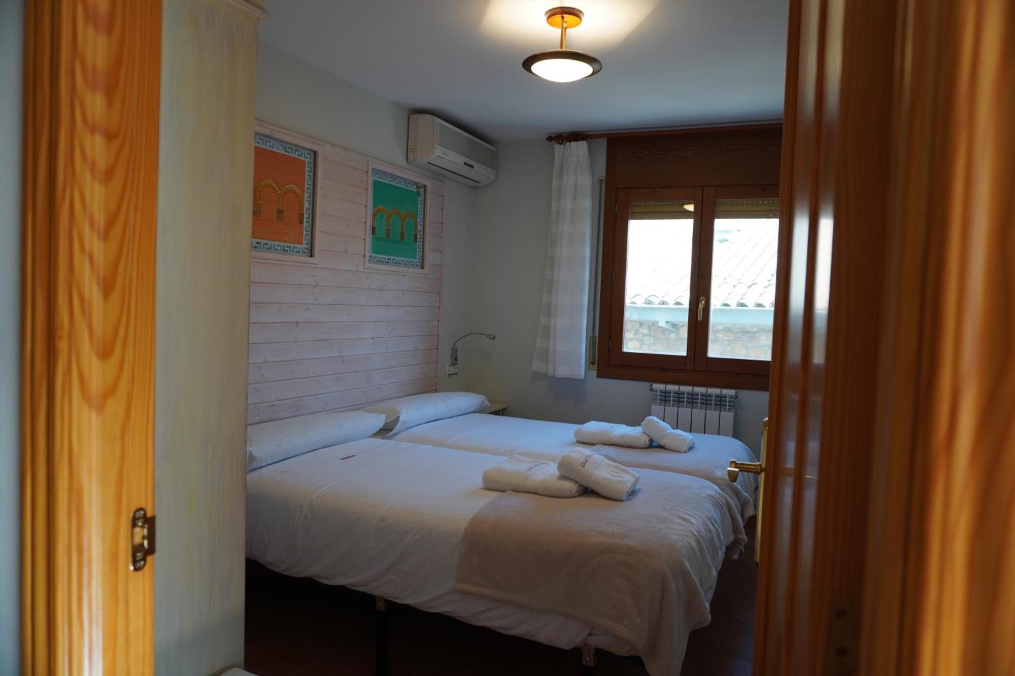 Apartamentos Casa Domenc Arén Esterno foto